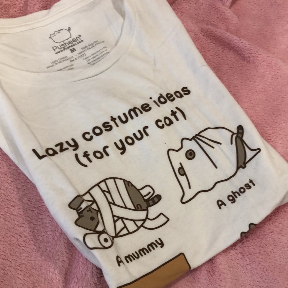 NWOT halloween pusheen t shirt